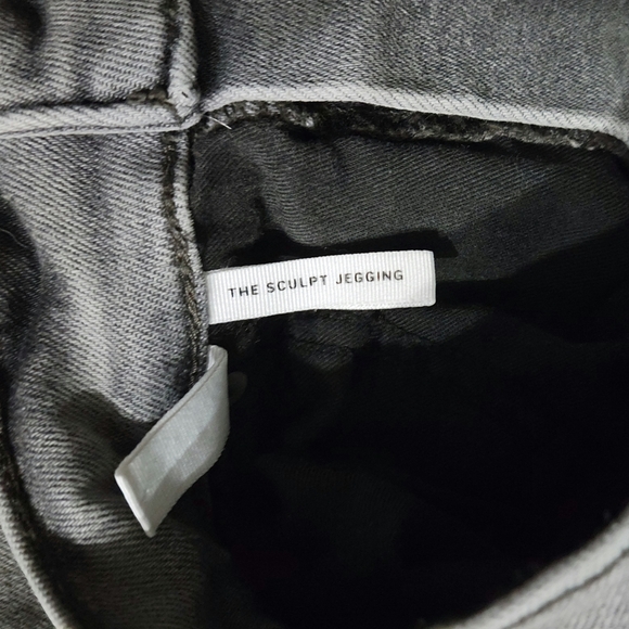 👖 Loft - The Sculpt Jegging - Picture 7 of 9